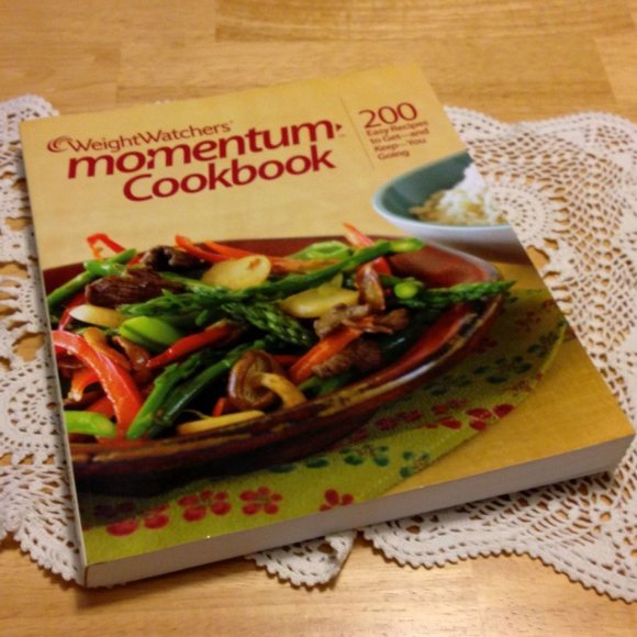 Weight Watchers Momentum Cookbook - Picture 1 of 10